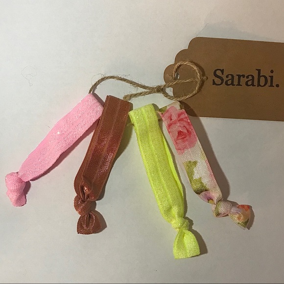 Hand Crafted Accessories - $6/ or 2 for $10 🌸